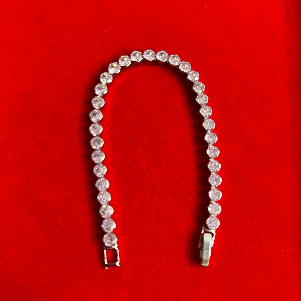 Crystal Tennis Bracelet in pink Stones
